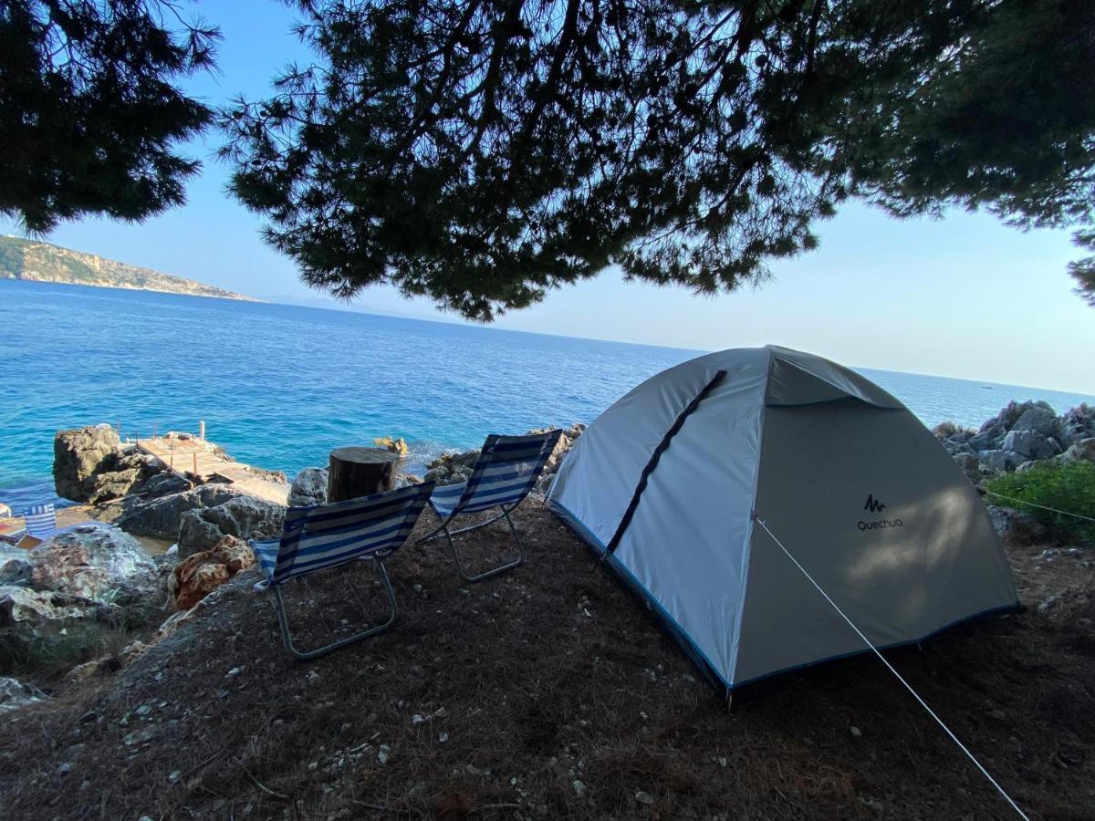 Luxury tent Pine Side Camp *